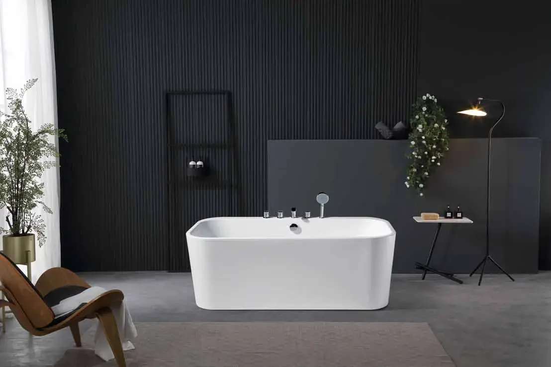 Classical bathtubs: Raised classical bath
