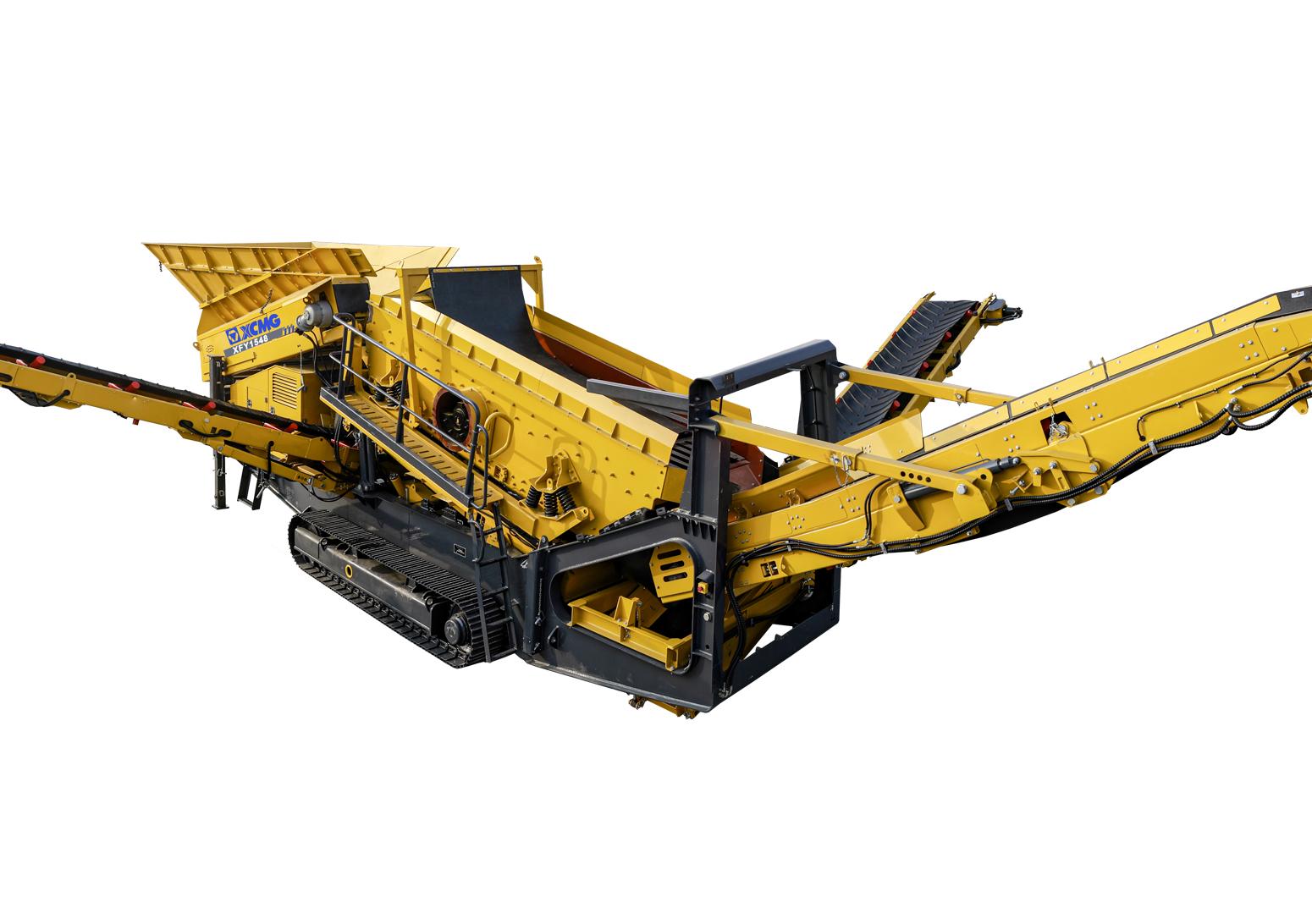 Mobile screening plants: Multi-deck screen on track