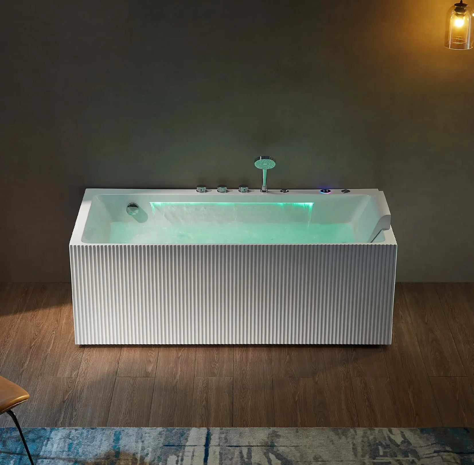Fluted freestanding hydrotherapy: Freestanding fluted whirlpool