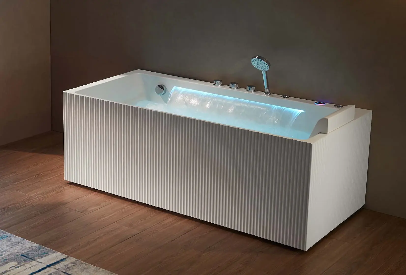 Fluted freestanding hydrotherapy: Illuminated fluted whirlpool