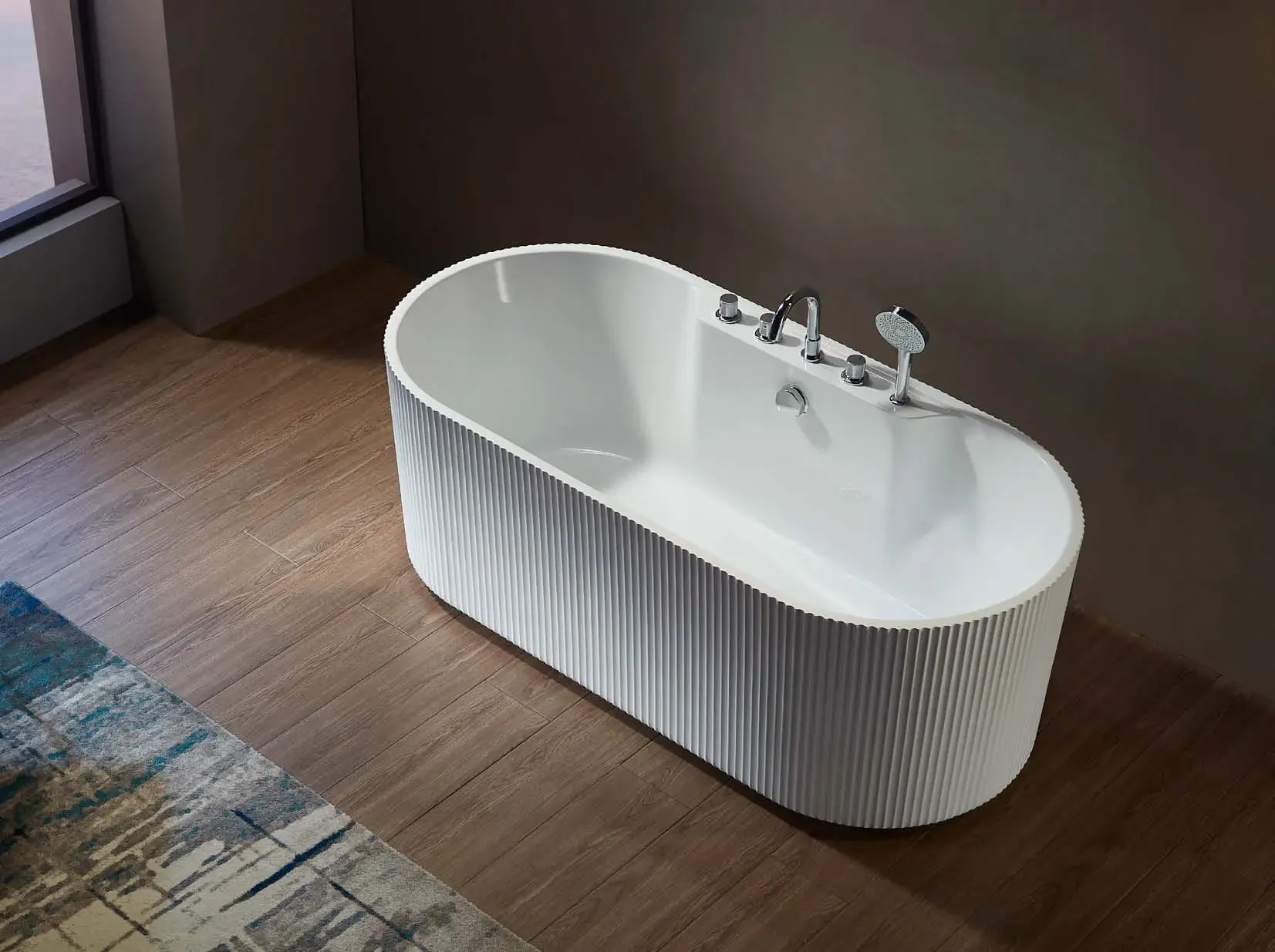 Sculptural soaking baths: Rounded rectangular soaking bath