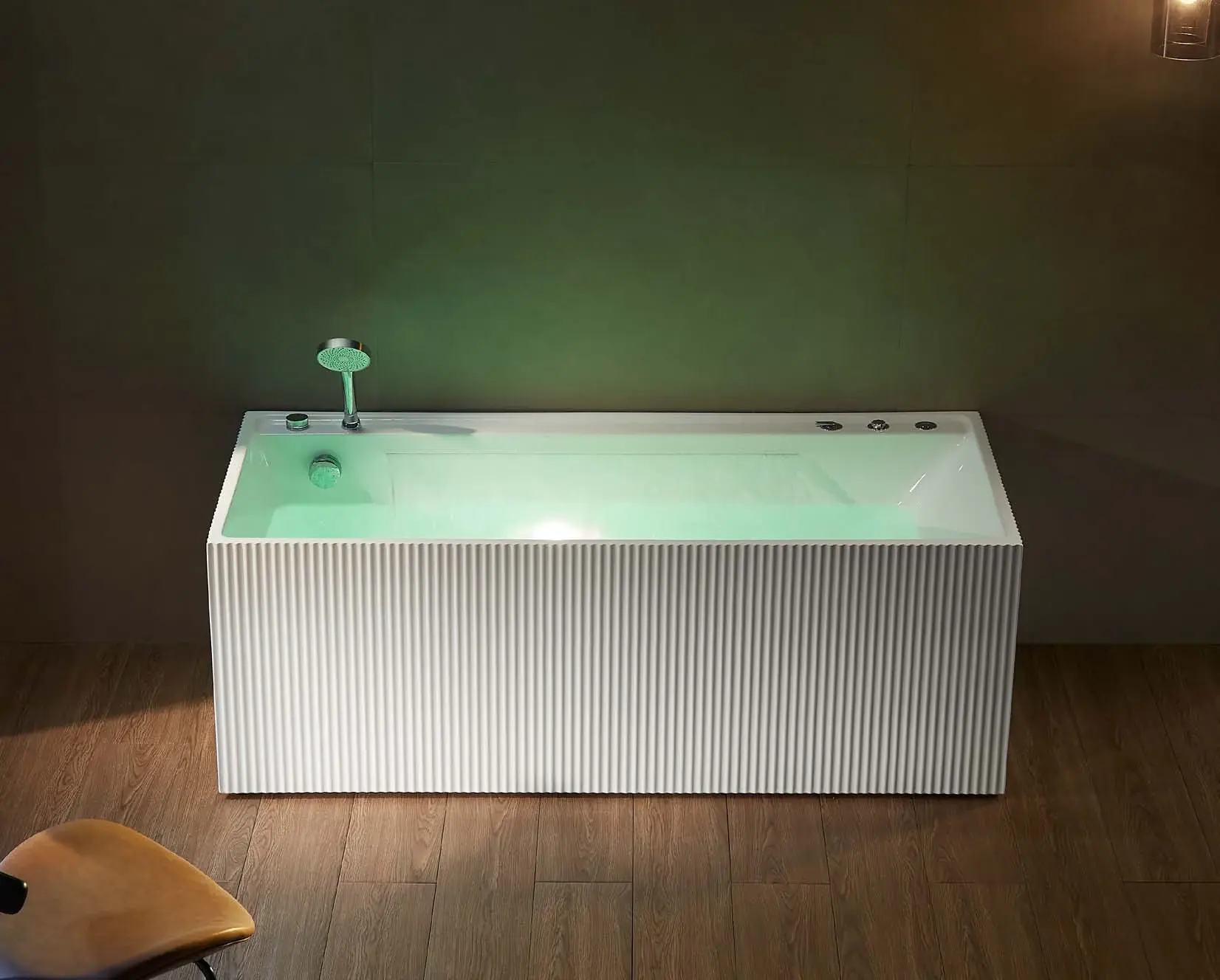 Deck-integrated massage baths: Long deck-integrated hydrotherapy bath